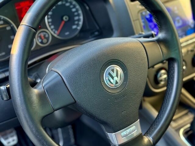 Чорний Фольксваген Гольф, об'ємом двигуна 1.4 л та пробігом 172 тис. км за 7400 $, фото 18 на Automoto.ua