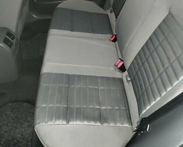 Чорний Фольксваген Гольф, об'ємом двигуна 1.6 л та пробігом 202 тис. км за 6650 $, фото 17 на Automoto.ua