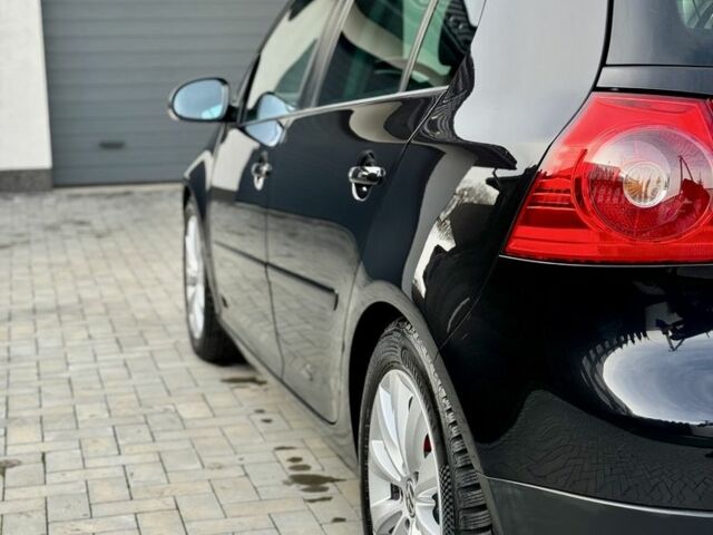 Черный Фольксваген Гольф, объемом двигателя 1.4 л и пробегом 171 тыс. км за 6999 $, фото 10 на Automoto.ua