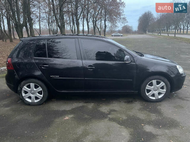 Черный Фольксваген Гольф, объемом двигателя 1.9 л и пробегом 280 тыс. км за 6900 $, фото 3 на Automoto.ua