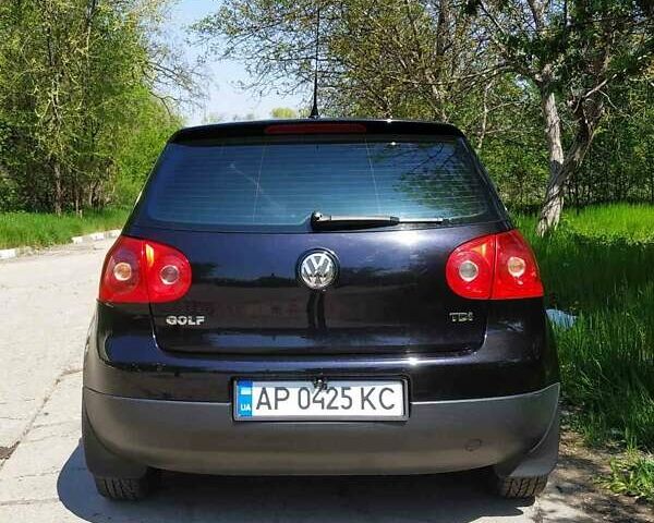 Черный Фольксваген Гольф, объемом двигателя 1.9 л и пробегом 214 тыс. км за 6700 $, фото 1 на Automoto.ua
