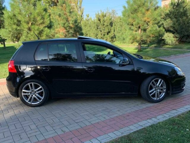 Черный Фольксваген Гольф, объемом двигателя 1.4 л и пробегом 189 тыс. км за 6500 $, фото 9 на Automoto.ua