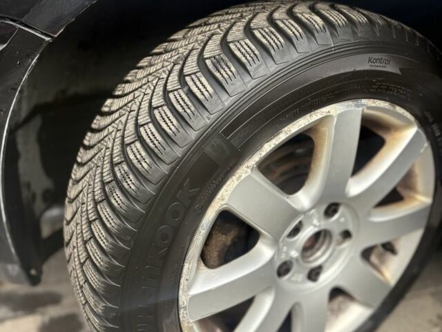 Черный Фольксваген Гольф, объемом двигателя 1.6 л и пробегом 215 тыс. км за 6500 $, фото 23 на Automoto.ua