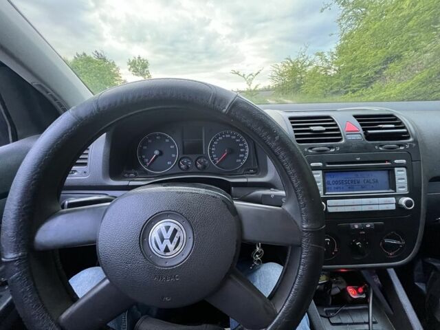 Чорний Фольксваген Гольф, об'ємом двигуна 1.4 л та пробігом 220 тис. км за 4700 $, фото 6 на Automoto.ua