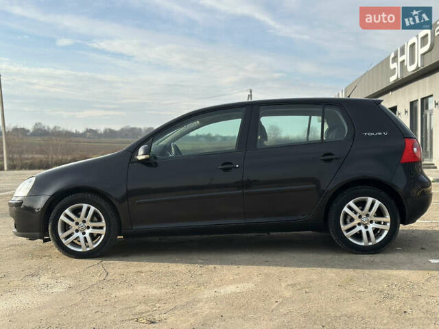 Черный Фольксваген Гольф, объемом двигателя 1.6 л и пробегом 227 тыс. км за 6299 $, фото 6 на Automoto.ua