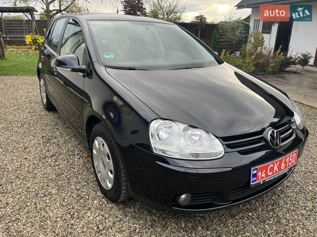Черный Фольксваген Гольф, объемом двигателя 1.6 л и пробегом 253 тыс. км за 6250 $, фото 21 на Automoto.ua