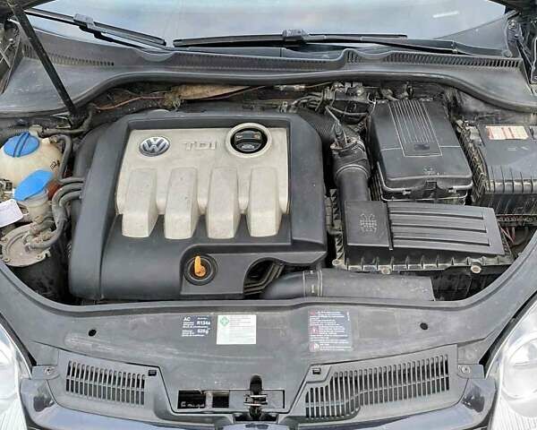 Фольксваген Гольф 2007 в Золотоноше на Automoto.ua Черный Фольксваген Гольф, объемом двигателя 1.9 л и пробегом 310 тыс. км за 6000 $, фото 9 на Automoto.ua