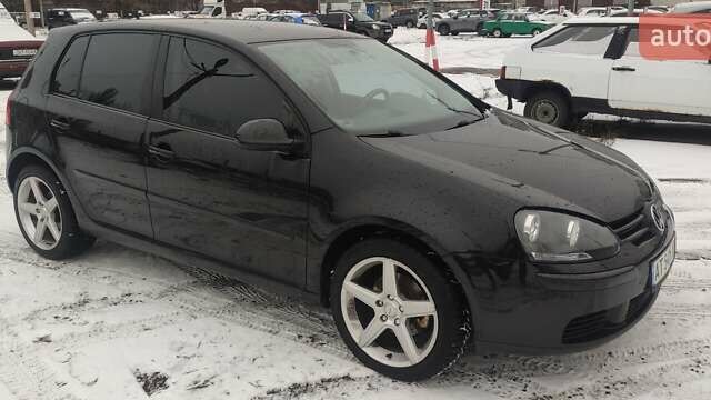 Черный Фольксваген Гольф, объемом двигателя 1.6 л и пробегом 207 тыс. км за 6200 $, фото 9 на Automoto.ua