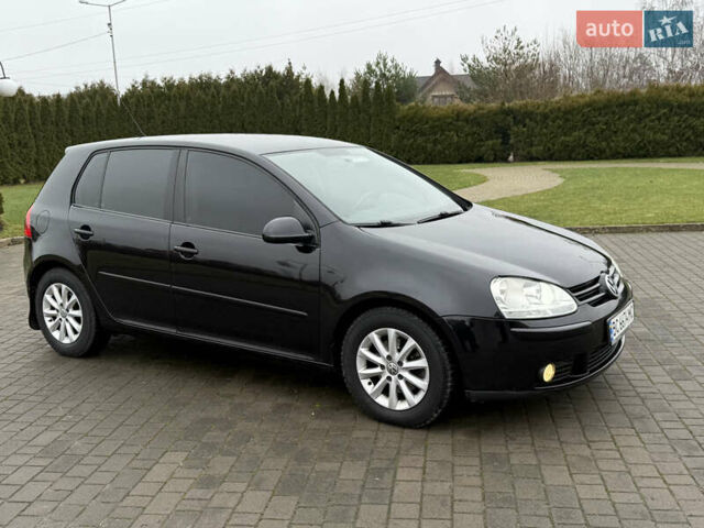 Черный Фольксваген Гольф, объемом двигателя 1.6 л и пробегом 173 тыс. км за 7000 $, фото 9 на Automoto.ua
