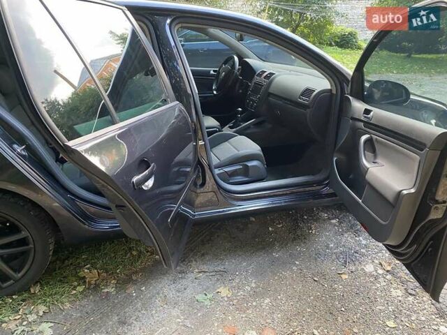 Чорний Фольксваген Гольф, об'ємом двигуна 1.6 л та пробігом 211 тис. км за 6250 $, фото 8 на Automoto.ua