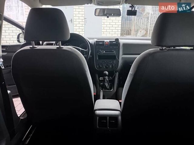 Чорний Фольксваген Гольф, об'ємом двигуна 1.6 л та пробігом 205 тис. км за 5800 $, фото 8 на Automoto.ua