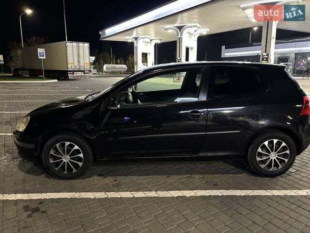 Черный Фольксваген Гольф, объемом двигателя 1.39 л и пробегом 193 тыс. км за 4700 $, фото 7 на Automoto.ua