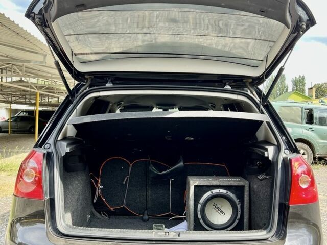 Чорний Фольксваген Гольф, об'ємом двигуна 1.4 л та пробігом 220 тис. км за 5000 $, фото 6 на Automoto.ua