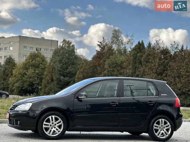 Черный Фольксваген Гольф, объемом двигателя 1.4 л и пробегом 191 тыс. км за 5500 $, фото 45 на Automoto.ua