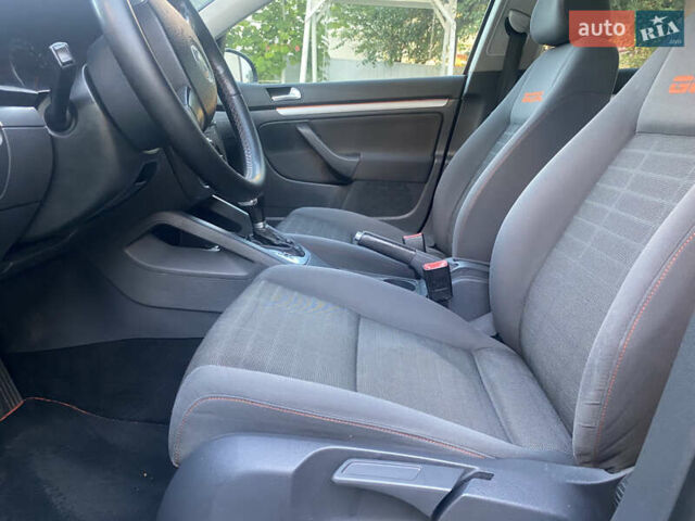 Чорний Фольксваген Гольф, об'ємом двигуна 1.6 л та пробігом 222 тис. км за 6850 $, фото 13 на Automoto.ua