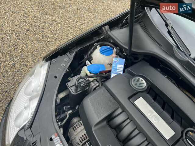 Черный Фольксваген Гольф, объемом двигателя 1.6 л и пробегом 253 тыс. км за 6250 $, фото 93 на Automoto.ua