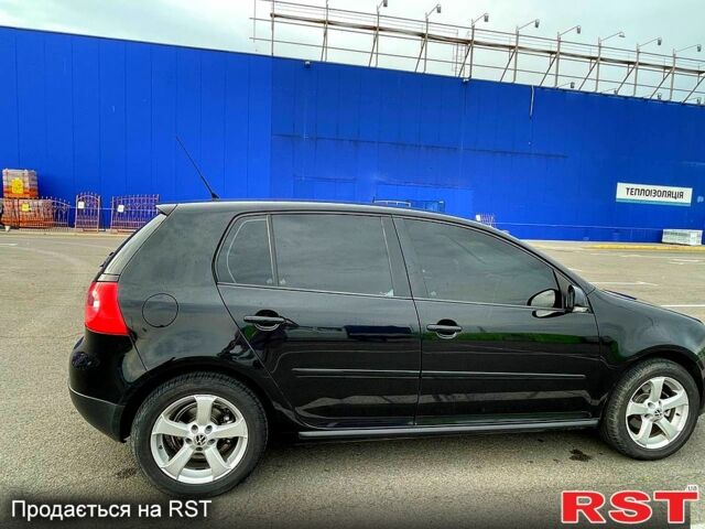 Черный Фольксваген Гольф, объемом двигателя 1.4 л и пробегом 345 тыс. км за 6000 $, фото 4 на Automoto.ua