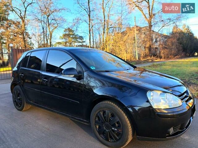 Черный Фольксваген Гольф, объемом двигателя 1.39 л и пробегом 220 тыс. км за 6400 $, фото 5 на Automoto.ua