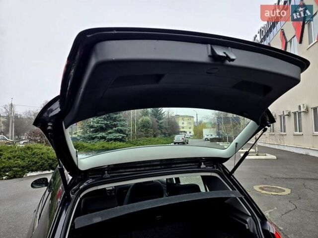 Чорний Фольксваген Гольф, об'ємом двигуна 1.6 л та пробігом 230 тис. км за 6450 $, фото 127 на Automoto.ua