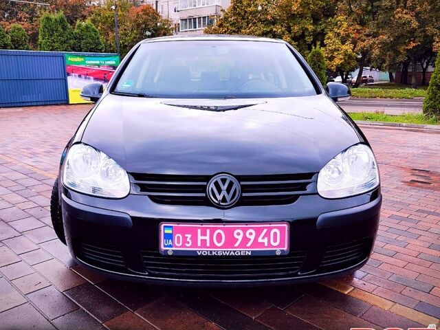 Черный Фольксваген Гольф, объемом двигателя 1.4 л и пробегом 246 тыс. км за 5500 $, фото 1 на Automoto.ua