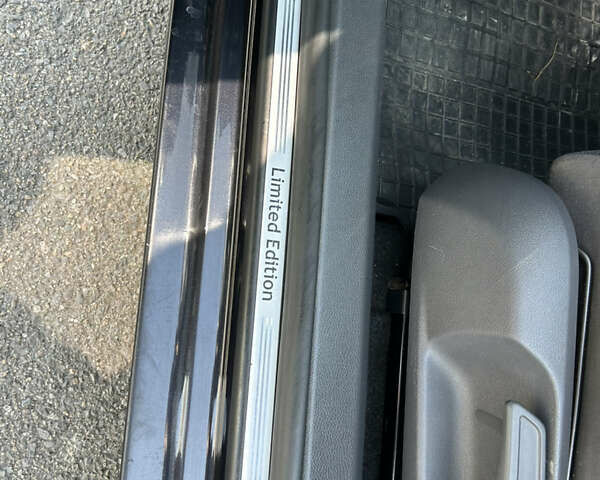 Чорний Фольксваген Гольф, об'ємом двигуна 1.4 л та пробігом 283 тис. км за 5500 $, фото 19 на Automoto.ua