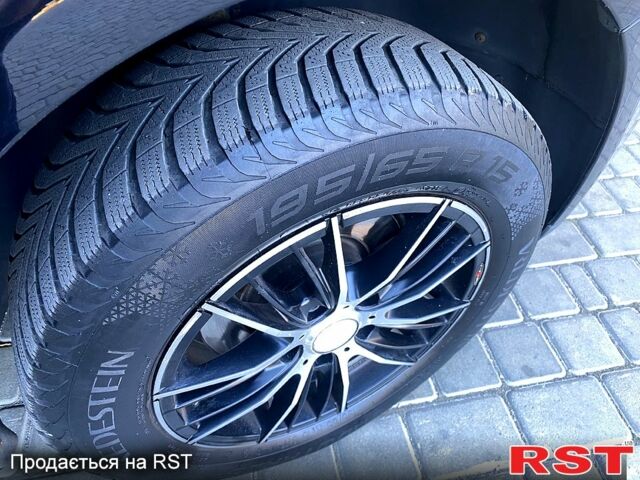 Черный Фольксваген Гольф, объемом двигателя 1.4 л и пробегом 256 тыс. км за 6200 $, фото 8 на Automoto.ua