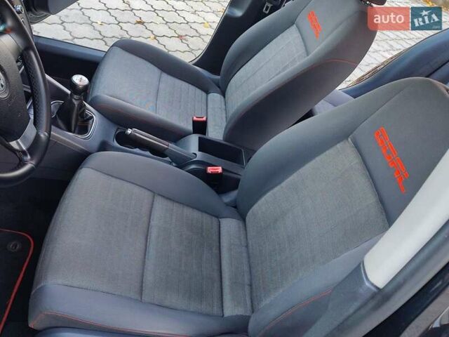 Чорний Фольксваген Гольф, об'ємом двигуна 1.6 л та пробігом 212 тис. км за 6750 $, фото 28 на Automoto.ua