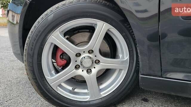 Черный Фольксваген Гольф, объемом двигателя 1.6 л и пробегом 221 тыс. км за 5750 $, фото 35 на Automoto.ua