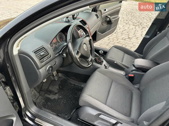 Чорний Фольксваген Гольф, об'ємом двигуна 1.6 л та пробігом 329 тис. км за 4350 $, фото 16 на Automoto.ua