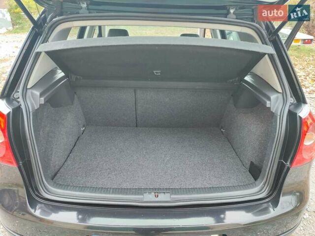 Фольксваген Гольф 2007 у Ямпіль на Automoto.ua Чорний Фольксваген Гольф, об'ємом двигуна 1.6 л та пробігом 189 тис. км за 6199 $, фото 19 на Automoto.ua