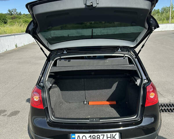 Чорний Фольксваген Гольф, об'ємом двигуна 1.4 л та пробігом 283 тис. км за 5500 $, фото 8 на Automoto.ua