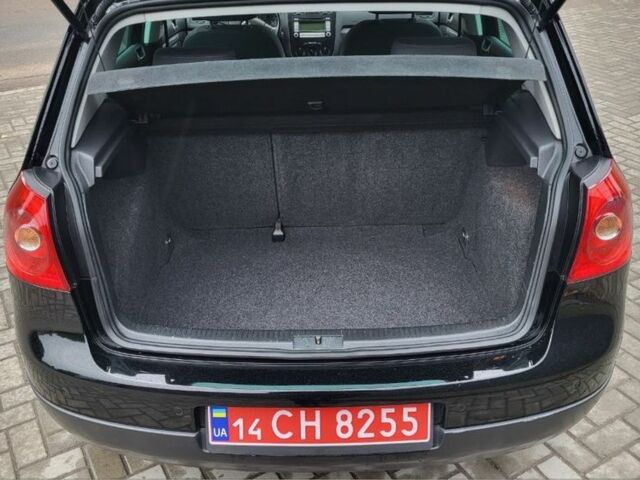 Черный Фольксваген Гольф, объемом двигателя 1.6 л и пробегом 237 тыс. км за 6350 $, фото 20 на Automoto.ua