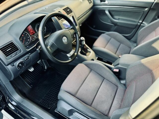 Чорний Фольксваген Гольф, об'ємом двигуна 1.4 л та пробігом 172 тис. км за 7400 $, фото 20 на Automoto.ua