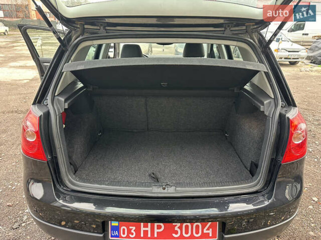 Чорний Фольксваген Гольф, об'ємом двигуна 1.6 л та пробігом 187 тис. км за 6300 $, фото 26 на Automoto.ua