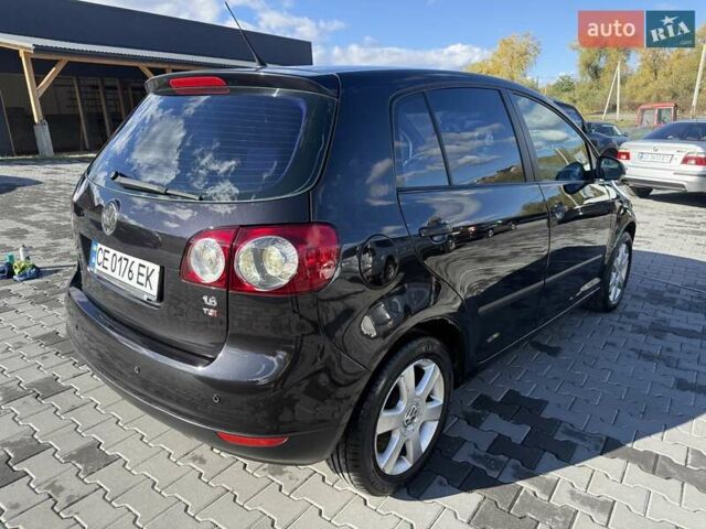 Черный Фольксваген Гольф, объемом двигателя 1.6 л и пробегом 280 тыс. км за 4550 $, фото 17 на Automoto.ua