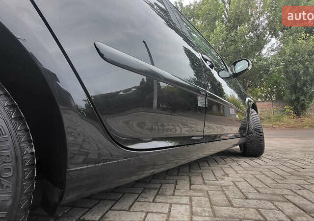 Черный Фольксваген Гольф, объемом двигателя 1.6 л и пробегом 237 тыс. км за 6500 $, фото 8 на Automoto.ua