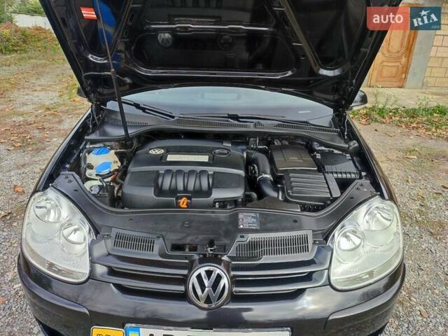 Фольксваген Гольф 2007 у Ямпіль на Automoto.ua Чорний Фольксваген Гольф, об'ємом двигуна 1.6 л та пробігом 189 тис. км за 6199 $, фото 20 на Automoto.ua