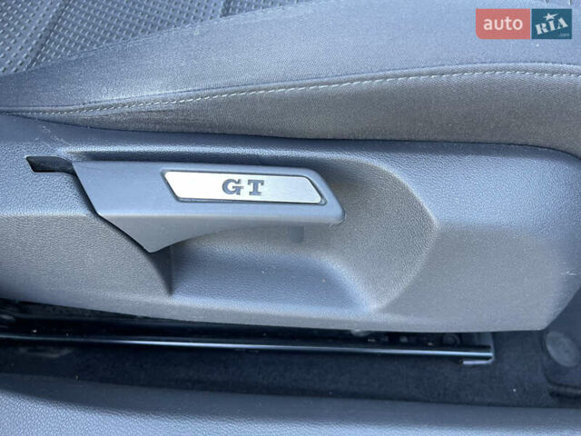 Черный Фольксваген Гольф, объемом двигателя 1.4 л и пробегом 217 тыс. км за 7750 $, фото 30 на Automoto.ua