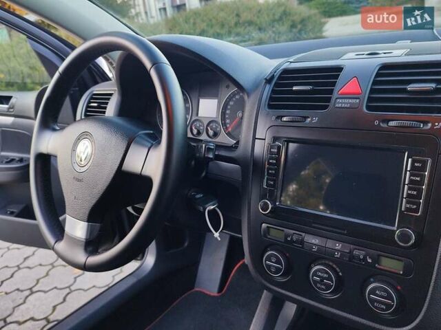 Чорний Фольксваген Гольф, об'ємом двигуна 1.6 л та пробігом 212 тис. км за 6750 $, фото 49 на Automoto.ua