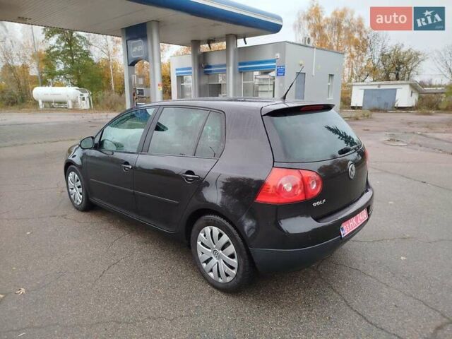 Черный Фольксваген Гольф, объемом двигателя 1.6 л и пробегом 205 тыс. км за 6200 $, фото 2 на Automoto.ua
