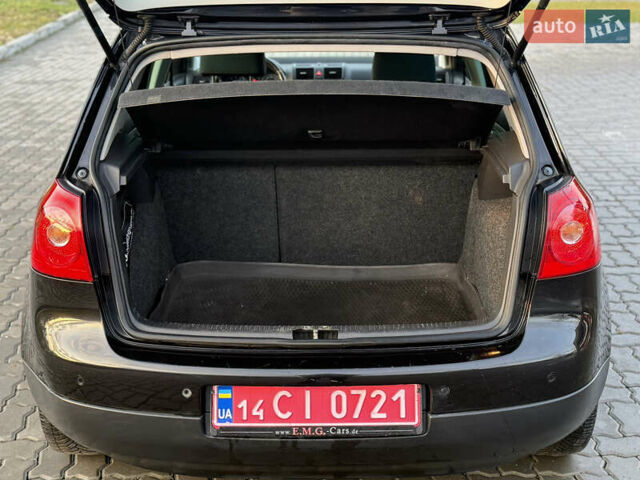Чорний Фольксваген Гольф, об'ємом двигуна 1.6 л та пробігом 169 тис. км за 5999 $, фото 89 на Automoto.ua