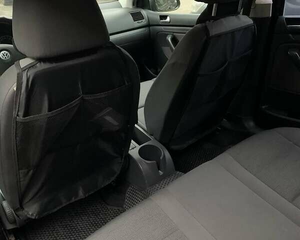 Чорний Фольксваген Гольф, об'ємом двигуна 1.6 л та пробігом 279 тис. км за 5200 $, фото 11 на Automoto.ua