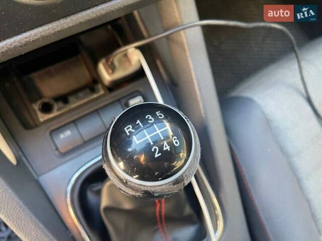 Черный Фольксваген Гольф, объемом двигателя 1.9 л и пробегом 250 тыс. км за 5300 $, фото 2 на Automoto.ua