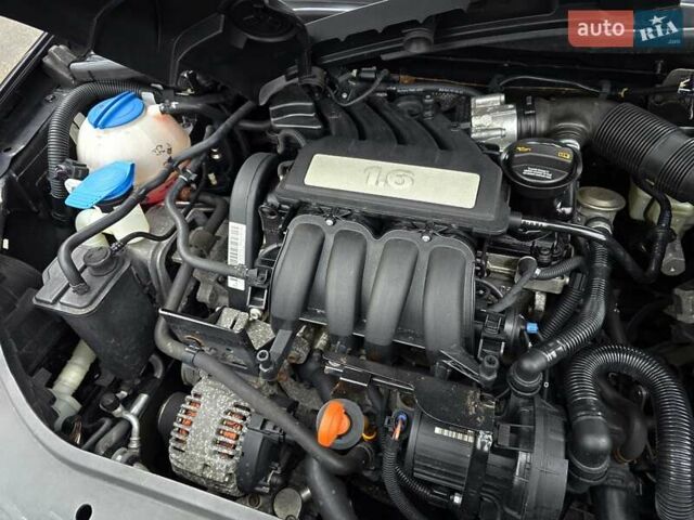 Чорний Фольксваген Гольф, об'ємом двигуна 1.6 л та пробігом 230 тис. км за 6450 $, фото 144 на Automoto.ua