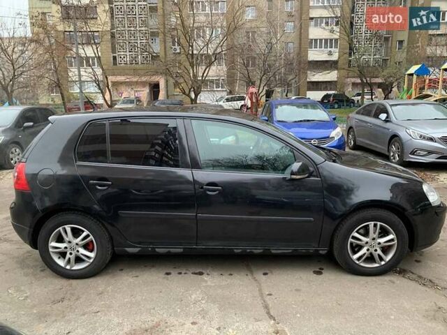 Чорний Фольксваген Гольф, об'ємом двигуна 1.6 л та пробігом 279 тис. км за 5200 $, фото 4 на Automoto.ua