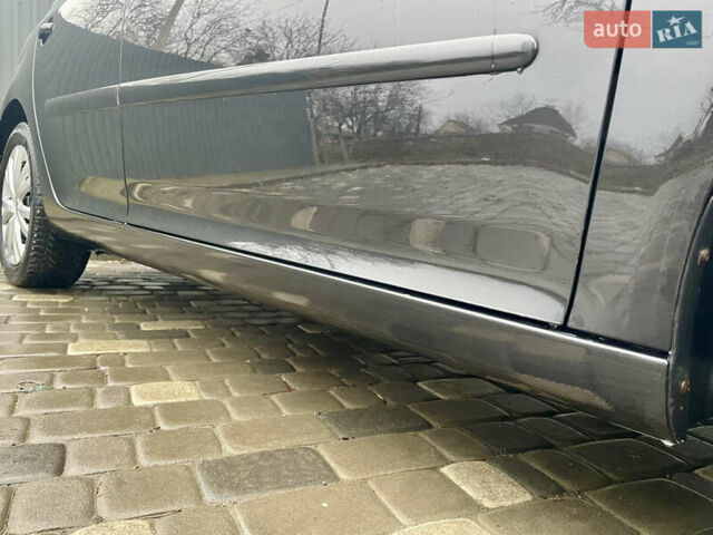 Чорний Фольксваген Гольф, об'ємом двигуна 1.6 л та пробігом 197 тис. км за 5850 $, фото 13 на Automoto.ua