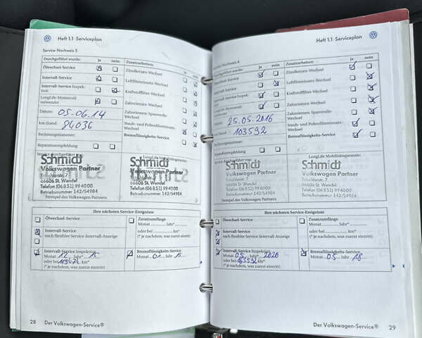 Черный Фольксваген Гольф, объемом двигателя 1.6 л и пробегом 232 тыс. км за 5750 $, фото 40 на Automoto.ua