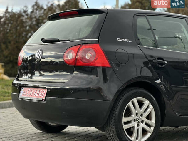 Черный Фольксваген Гольф, объемом двигателя 1.4 л и пробегом 191 тыс. км за 5500 $, фото 62 на Automoto.ua