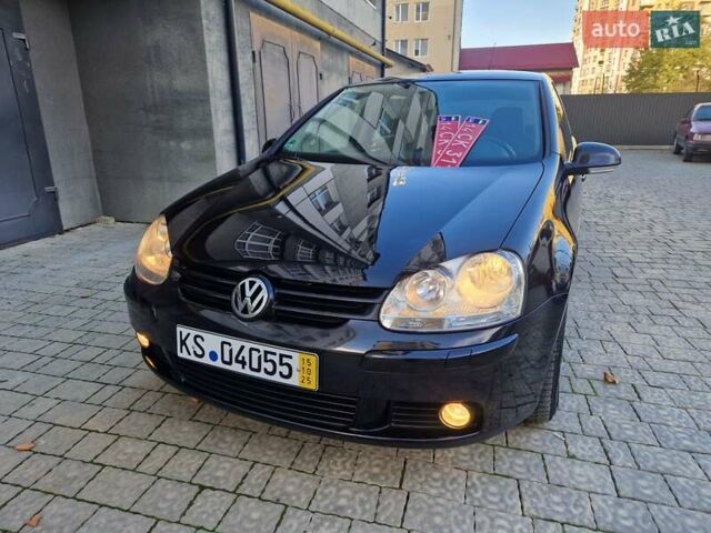 Черный Фольксваген Гольф, объемом двигателя 1.6 л и пробегом 255 тыс. км за 5950 $, фото 28 на Automoto.ua