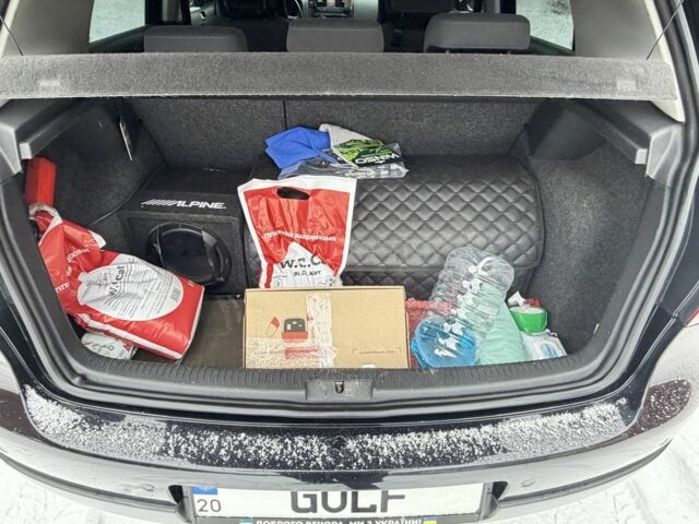 Чорний Фольксваген Гольф, об'ємом двигуна 1.6 л та пробігом 242 тис. км за 6750 $, фото 23 на Automoto.ua